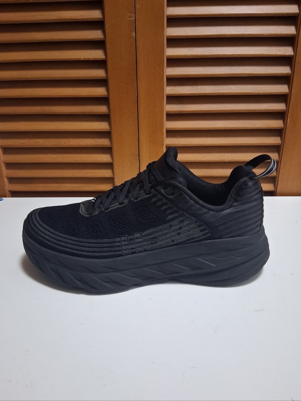 Hoka Bondi 6 Triple Black Women’s Running Shoe * Size: 9